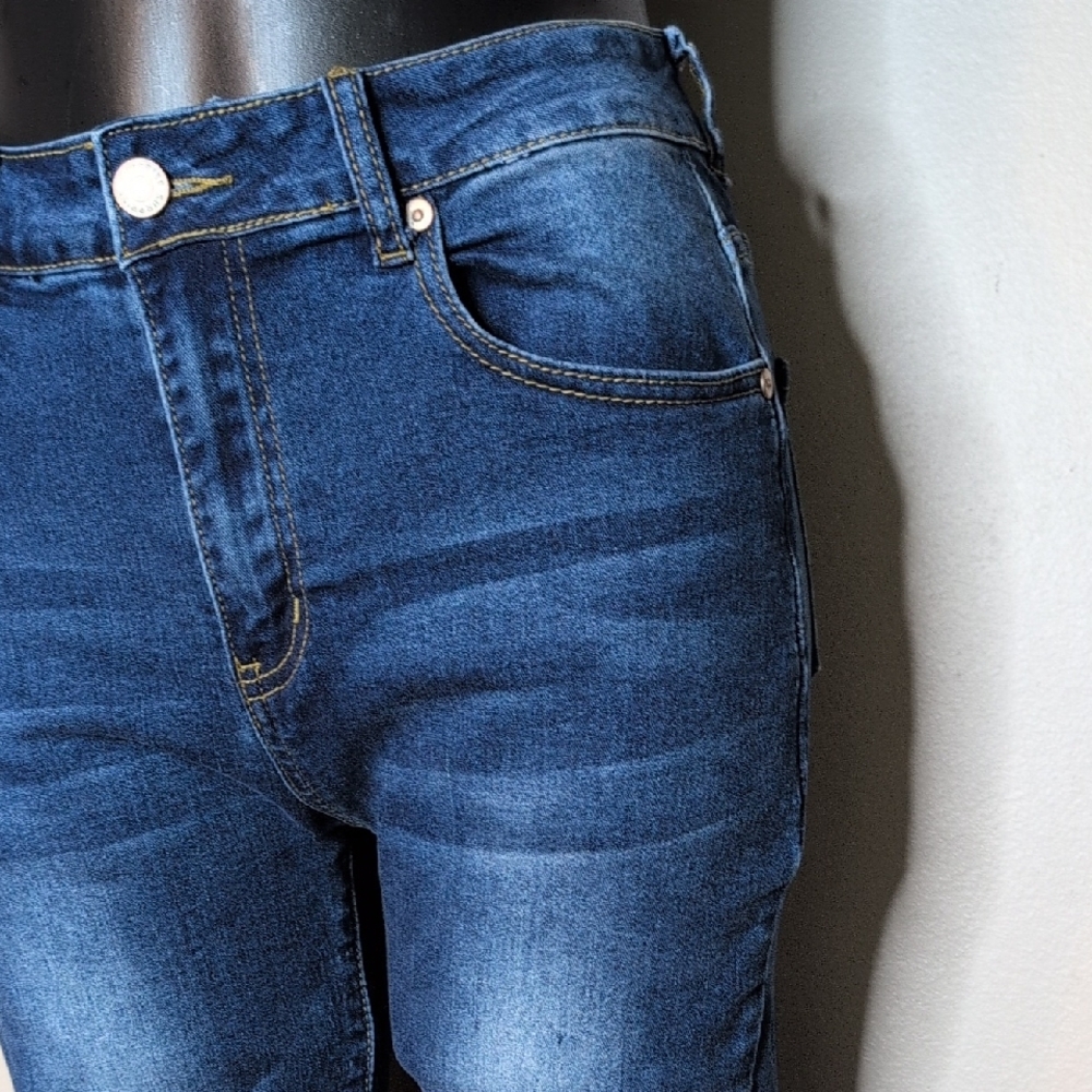 High-Rise Blue Skinny Jeans with Stretch – Size 8 - Picture 2 of 11